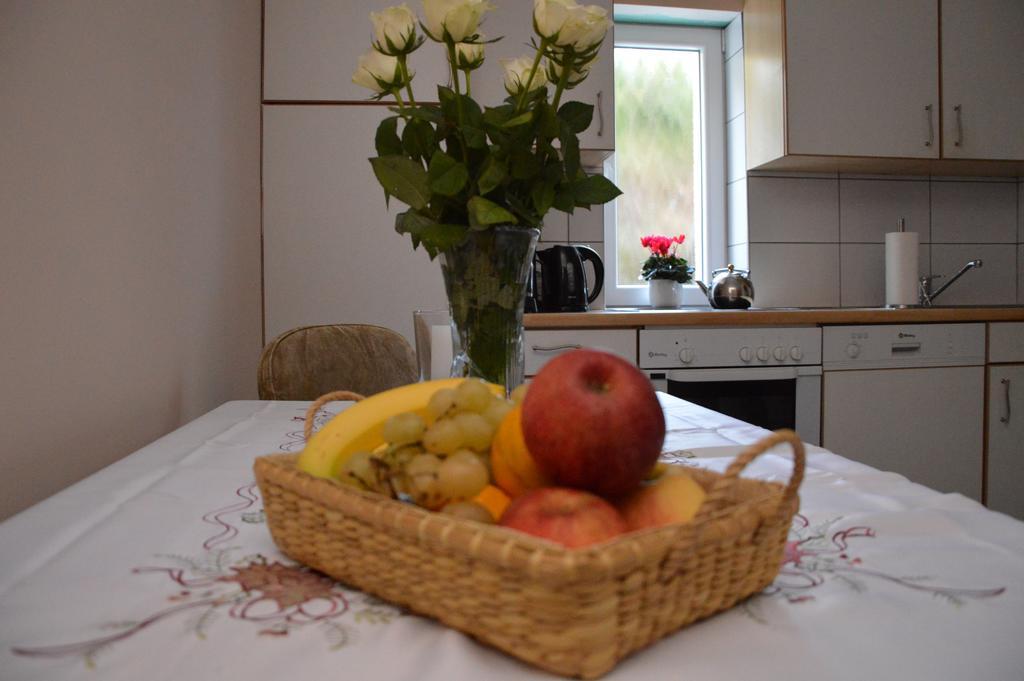 באד הופגסטין Private Room Pyrkerstrasse חדר תמונה