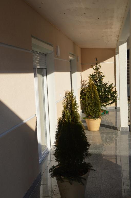 באד הופגסטין Private Room Pyrkerstrasse חדר תמונה