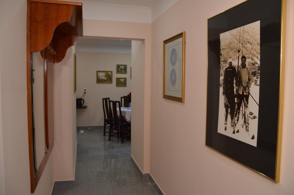 באד הופגסטין Private Room Pyrkerstrasse חדר תמונה